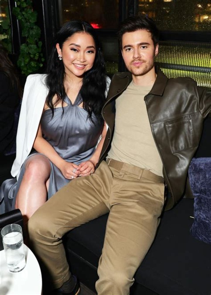 Anthony De La Torre Dating, Relationship Info