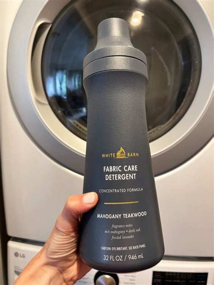 Bath & Body Works detergent 