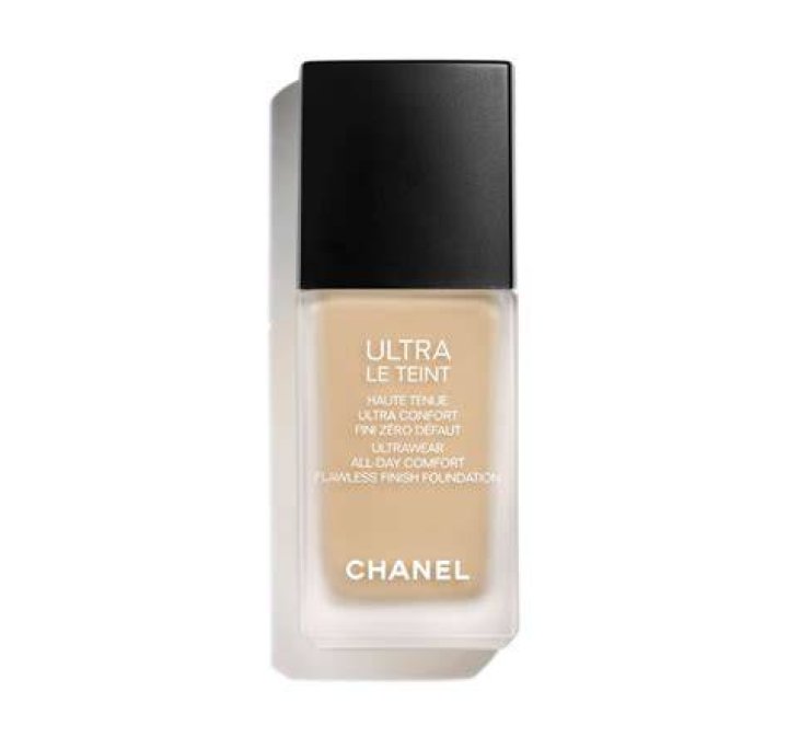 Chanel Ultra Le Teint Foundation Hailey Bieber TikTok