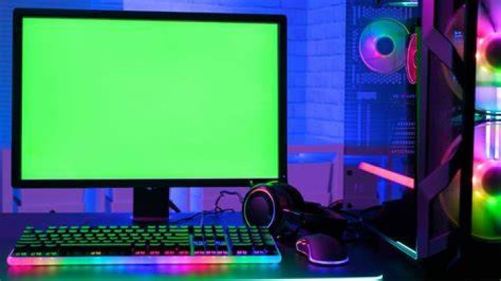 Desktop computer green lighting setup Desktop computer green lighting setup