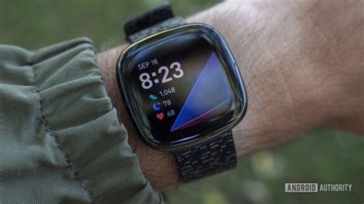 Does Fitbit have SOS or emergency features?