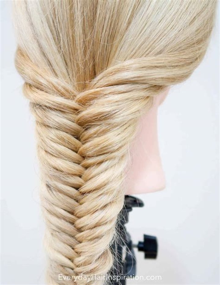 Fishtail braid
