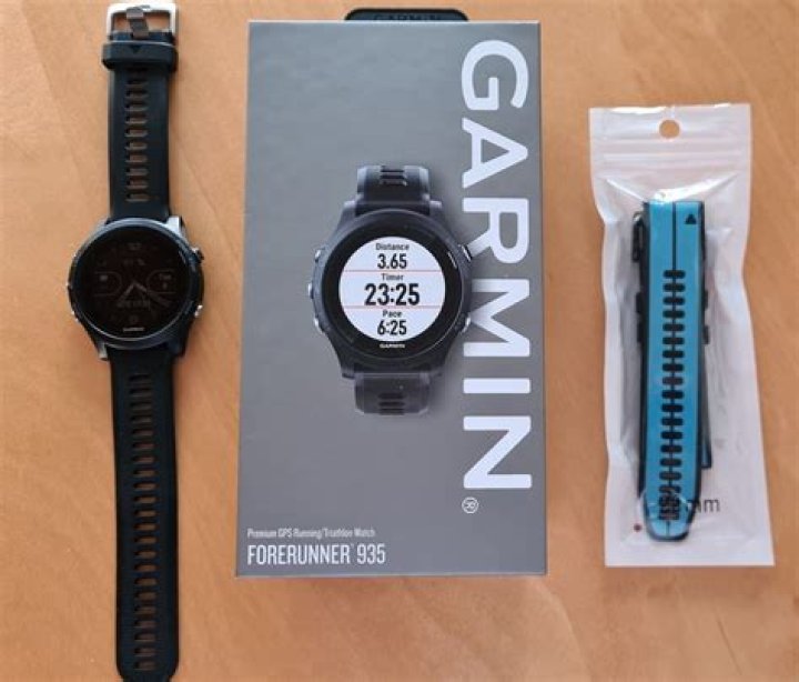 Garmin Forerunner 935 Smartwatch Press Render