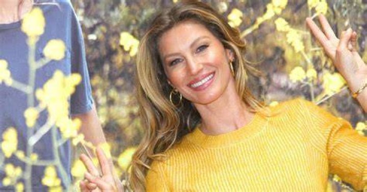 gisele gold sweater