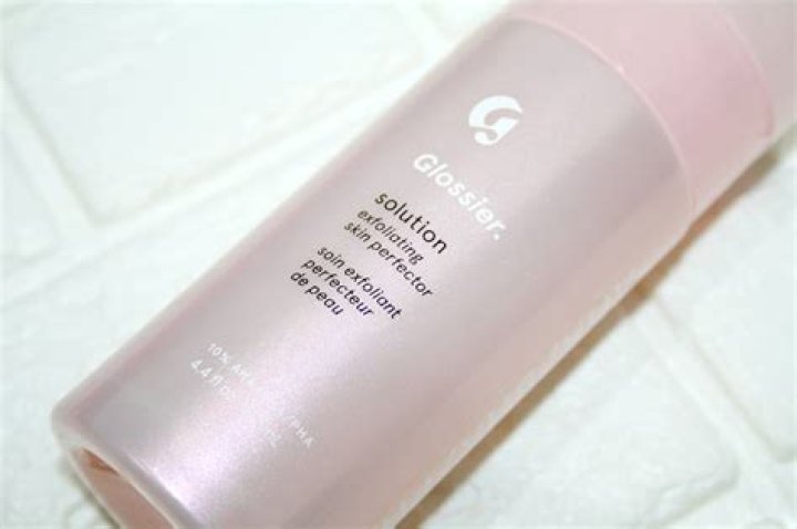 Glossier Solution