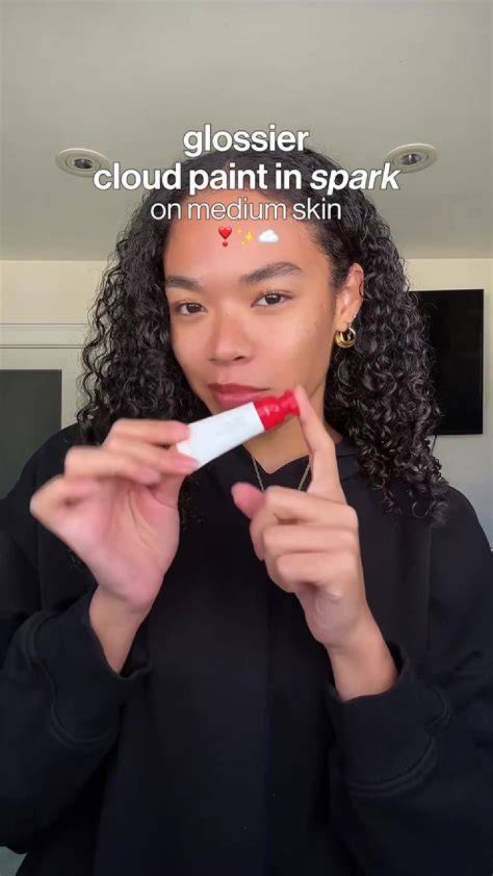 glossier-cloud-paint