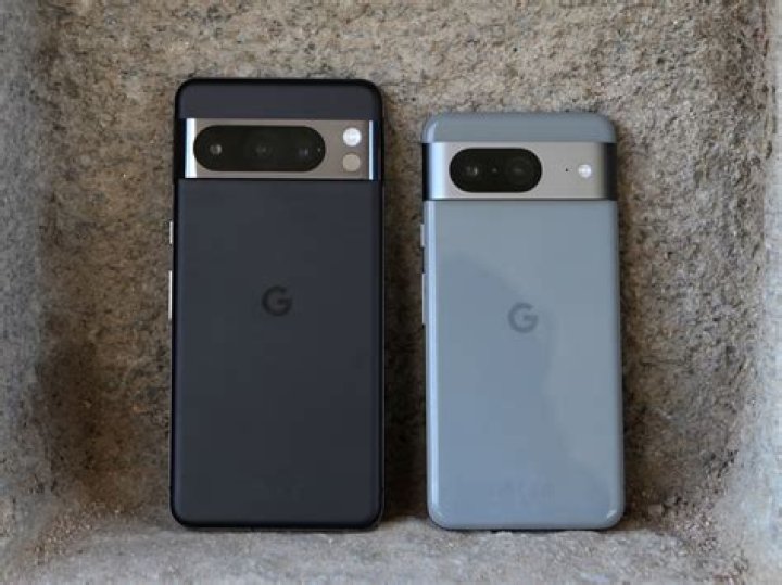 Google Pixel 6 Pro selfie bokeh crop of a man's forehead and hair