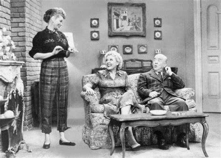 HELLO FROM FRED & ETHEL'S HOUSE Then and Now Robert Fuller (77)