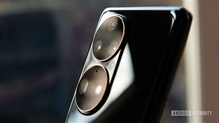 Huawei P50 Pro camera housing dark Huawei P50 Pro camera housing up close dark colors