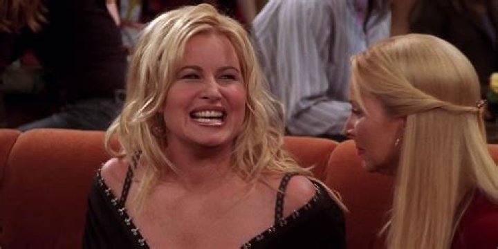 Jennifer Coolidge friends