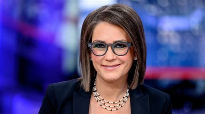 Jessica Tarlov 'The Five' Host FREAKS OUT And SCREAMS At Other Hosts