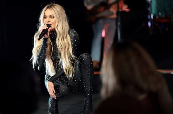 kelsea ballerini