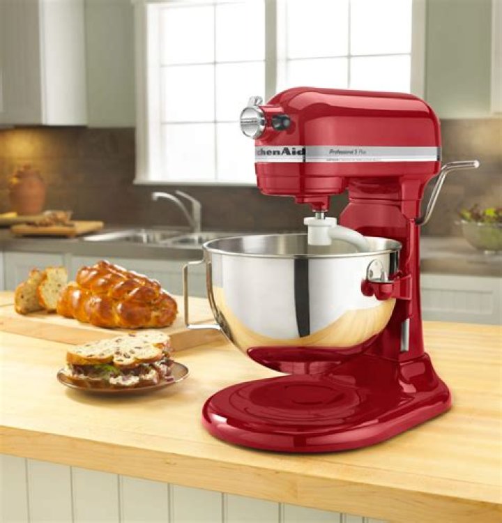 KitchenAid Pro 5 Plus 5 Quart Bowl-Lift Stand Mixer 