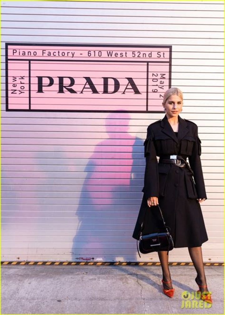 Lucy Boynton Prada 2020 Resort show makeup