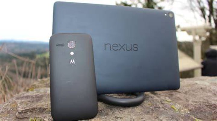 Moto G Nexus 9 cliff