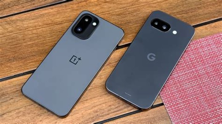 OnePlus 7 Pro vs Google Pixel 3 XL: Time for a change?