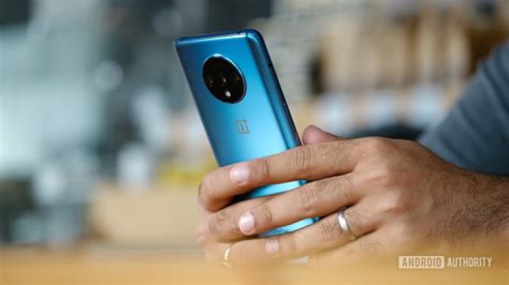 OnePlus 7T Pro in hand