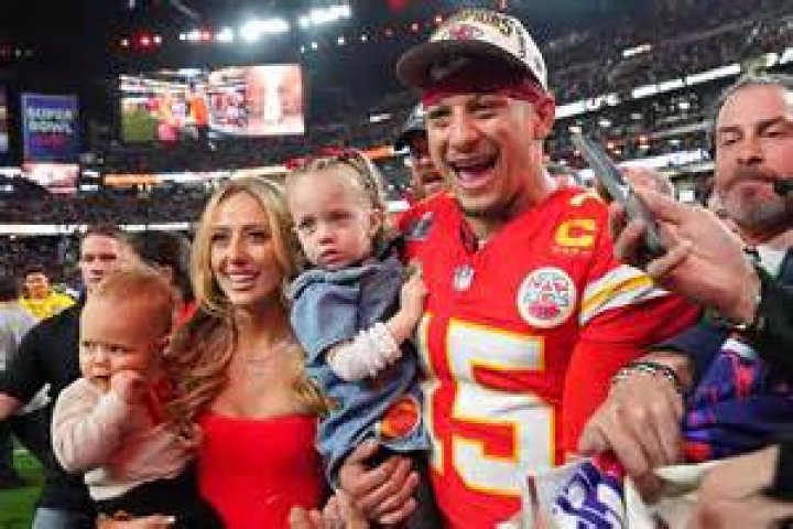 Patrick and Brittany Mahomes going for a walk
