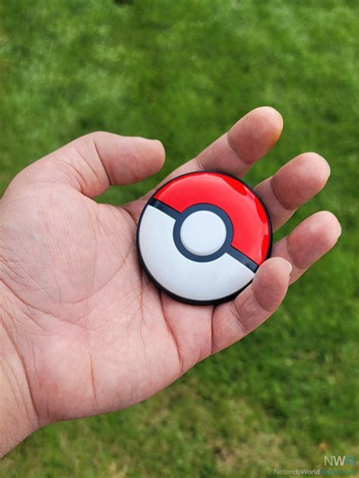 pokemon-go-plus Pokemon Go Plus on wrist