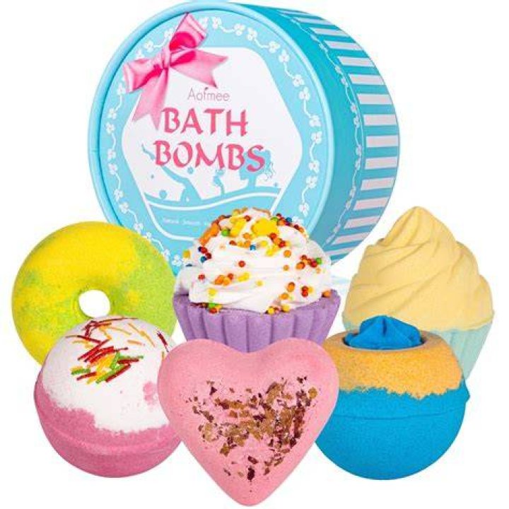 Stylecaster | Bath Gifts