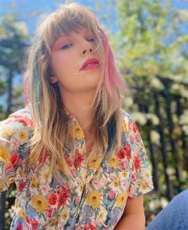 Taylor Swift Instagram