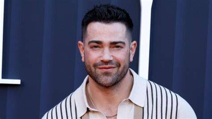 Unveiling Jesse Metcalfe's Partner A Look Into His Life And Relationships