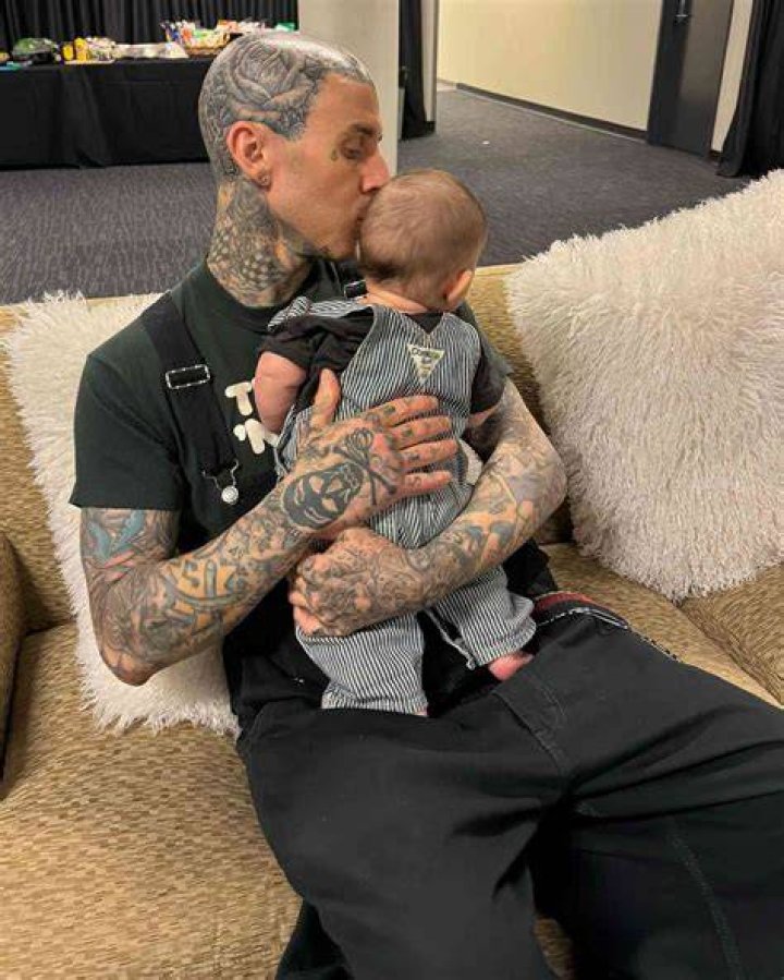 What Is Travis Barker & Kourtney Kardashian&rsquo;s Baby&rsquo;s Sex? She Just Gave Birth